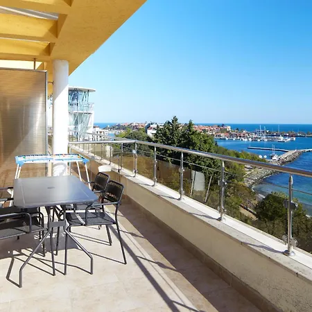 Infinity Terrace Sea View Apartment Nessebar 1Br דירה *