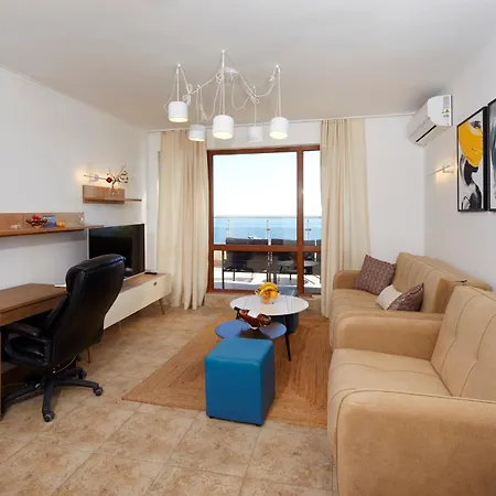 Infinity Terrace Sea View Apartment Nessebar 1Br דירה