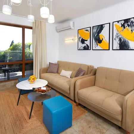 Infinity Terrace Sea View Apartment Nessebar 1Br דירה *