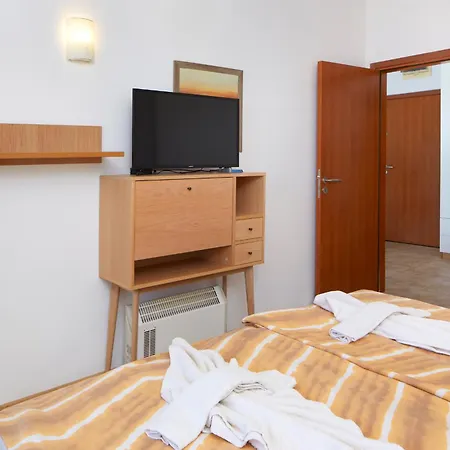 Infinity Terrace 1br