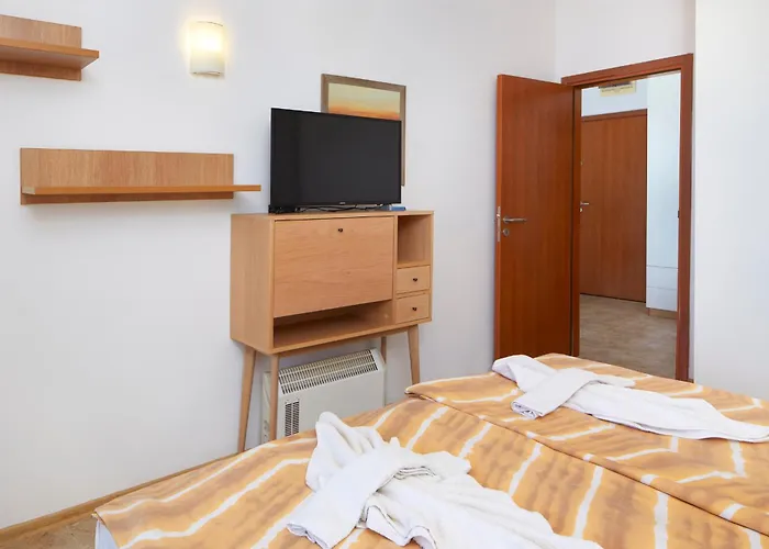 Infinity Terrace 1br